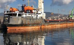 İzmit Körfezi'ni kirleten gemi cezadan kurtulamadı