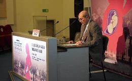 Kök Hücre Tedavisi Kadın Kısırlığı İçin Bir Umut Işığı Olabilir Mi?