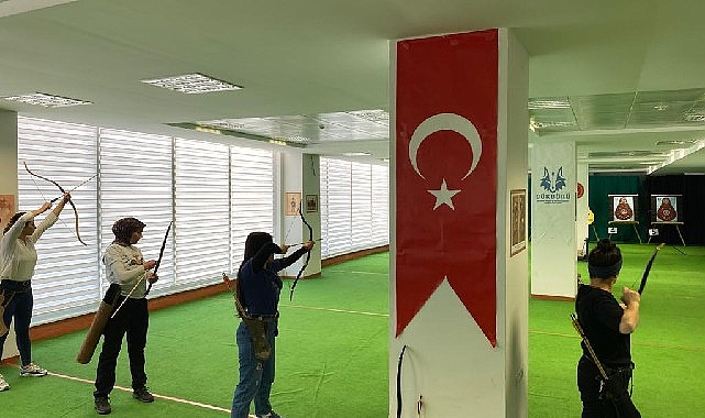 Nevşehir Belediyesi Gençlik ve Spor Kulübü'nde Geleneksel Türk Okçuluğu Kursu Açıldı