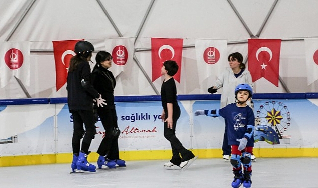 En Eğlenceli Anlar Ahmet Çalık Buz Pateni Pisti'nde