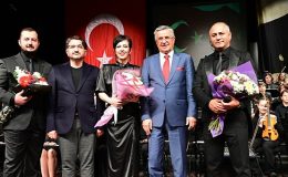 Kemer'in korosundan anlamlı konser