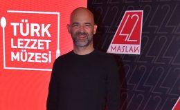 42 Maslak'ta 'Ramazan Sohbetleri'nin konuğu Murat Evgin'di.