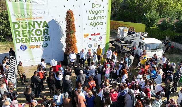 Didim Belediyesi tarafından bu yıl 5.si düzenlenen Didim Vegfest unutulmaz anlara şahitlik etmeye devam ediyor