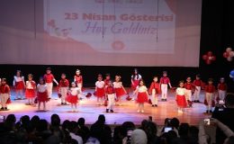 Gül Kreş Adası'nın Minik Yürekleri 23 Nisan Coşkusunu Başlattı