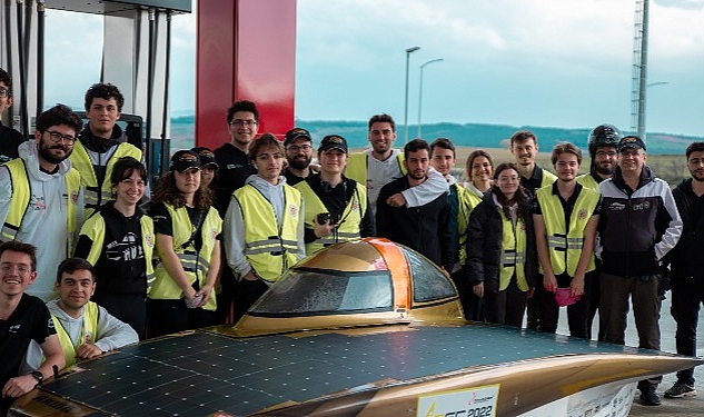 Osmangazi Köprüsü ve Çanakkale Boğazı'nı Geçen İlk Güneş Arabası