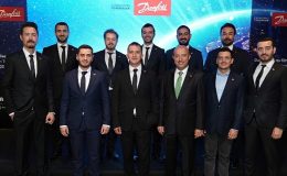 Danfoss Türkiye Güç Elektroniği ve Drives, 2023 Strateji Toplantısı'nda iş ortaklarıyla buluştu