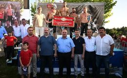 Kartepe'de Başpehlivan Zeybek
