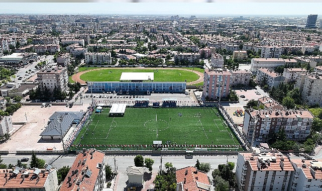 Selçuklu Belediyesi Sentetik Çim Saha ve İdari Bina düzenlenen törenle açıldı