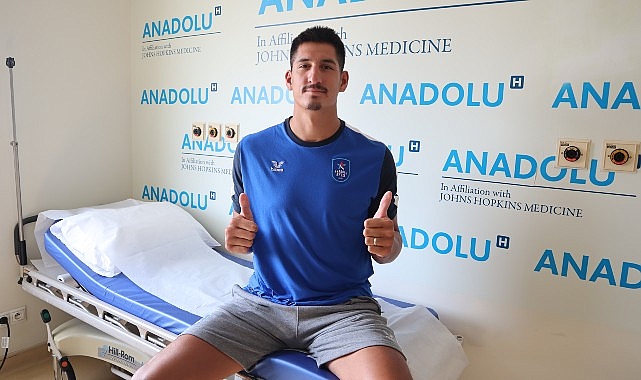 Anadolu Efes'li Derek Willis sağlık kontrolünden geçti