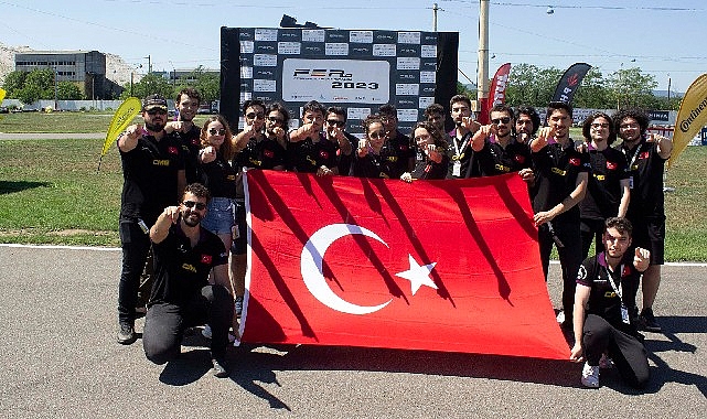 DEÜ'nün Formula ekibi Romanya'da fırtına estirdi