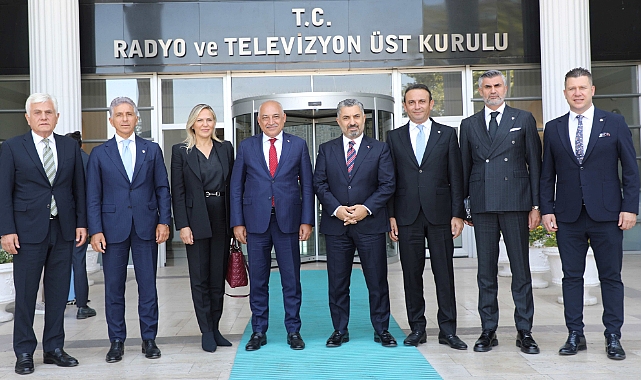 Radyo ve Televizyon Üst Kurulu, lig dönemlerinde çokça şikâyet alan spor programlarına çekidüzen verilmesi için Türkiye Futbol Federasyonu ile iş birliği halinde harekete geçti.