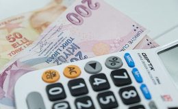 Ticari krediler enflasyon seviyesinde kaldı
