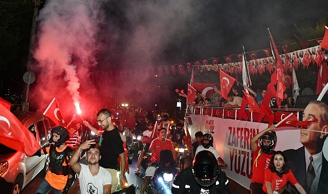 Yenişehir Belediyesi zaferin coşkusunu sokaklara taşıdı