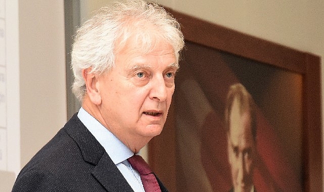 “Büyümenin devam etmesi sevindirici"