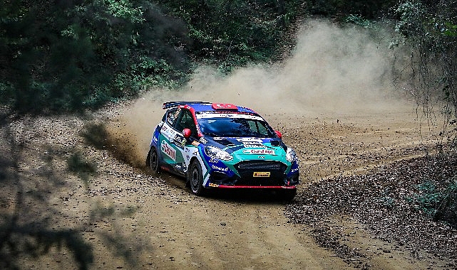 100. Yıl Rallisi'nde Castrol Ford Team Türkiye, Cumhuriyet Coşkusunu Etaplara Taşıyor