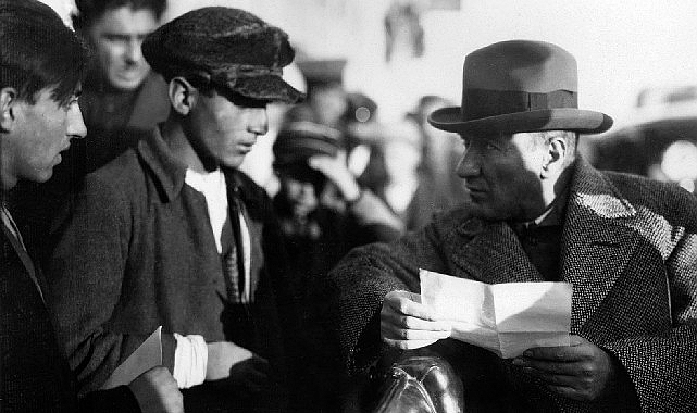 Atatürk'ün az bilinen fotoğraflarından oluşan “CUMHURİYETİN 100'ü" Sergisi Memorial Bahçelievler'de…
