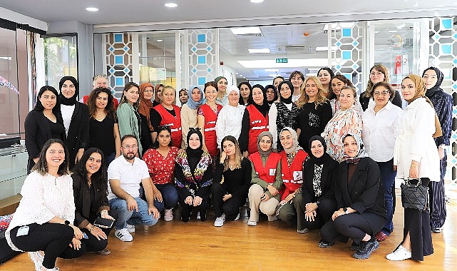Kızılay Gönüllüsü Kadınlar “Sağlık Elçisi" oluyor