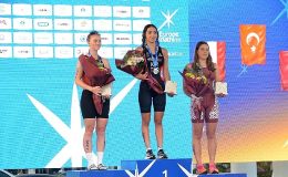 Yenişehir Avrupa Triatlon Kupası'nda milli triatlet Selinay Tuğçe Kır altın madalya kazandı