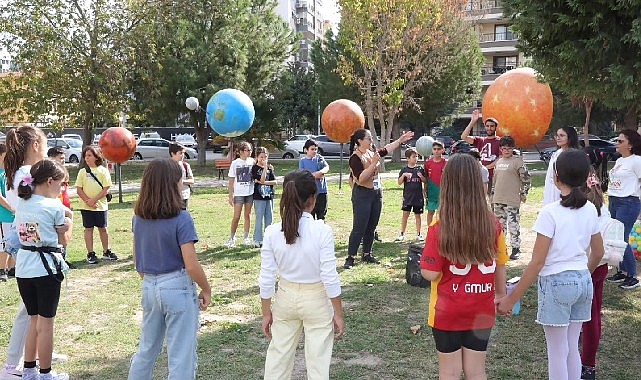 Bayraklı'da çocuklar akıl ve zeka atölyelerinde buluştu