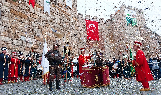 Bursa için şenlik zamanı 19. Osman Gazi'yi Anma ve Bursa'nın Fetih Şenlikleri Başlıyor Bursa'yı fetih coşkusu saracak